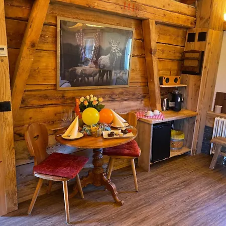 Jaegerstuebli Hotel 3*