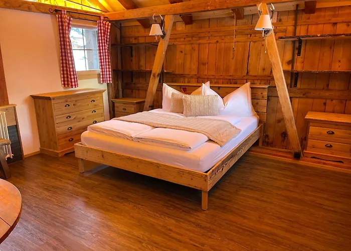 Jaegerstuebli Hotel 3*