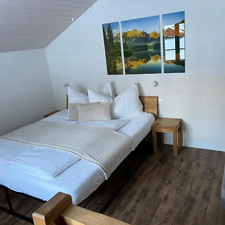 Jaegerstuebli Hotell