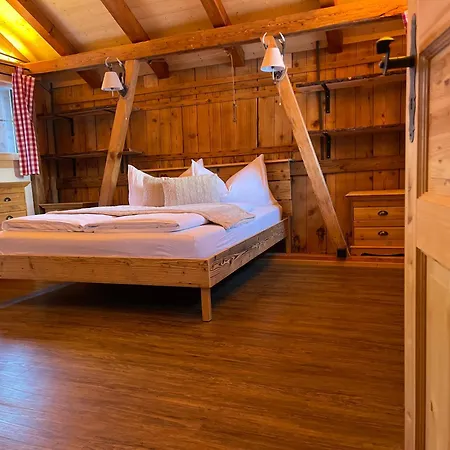 Jaegerstuebli Hotell